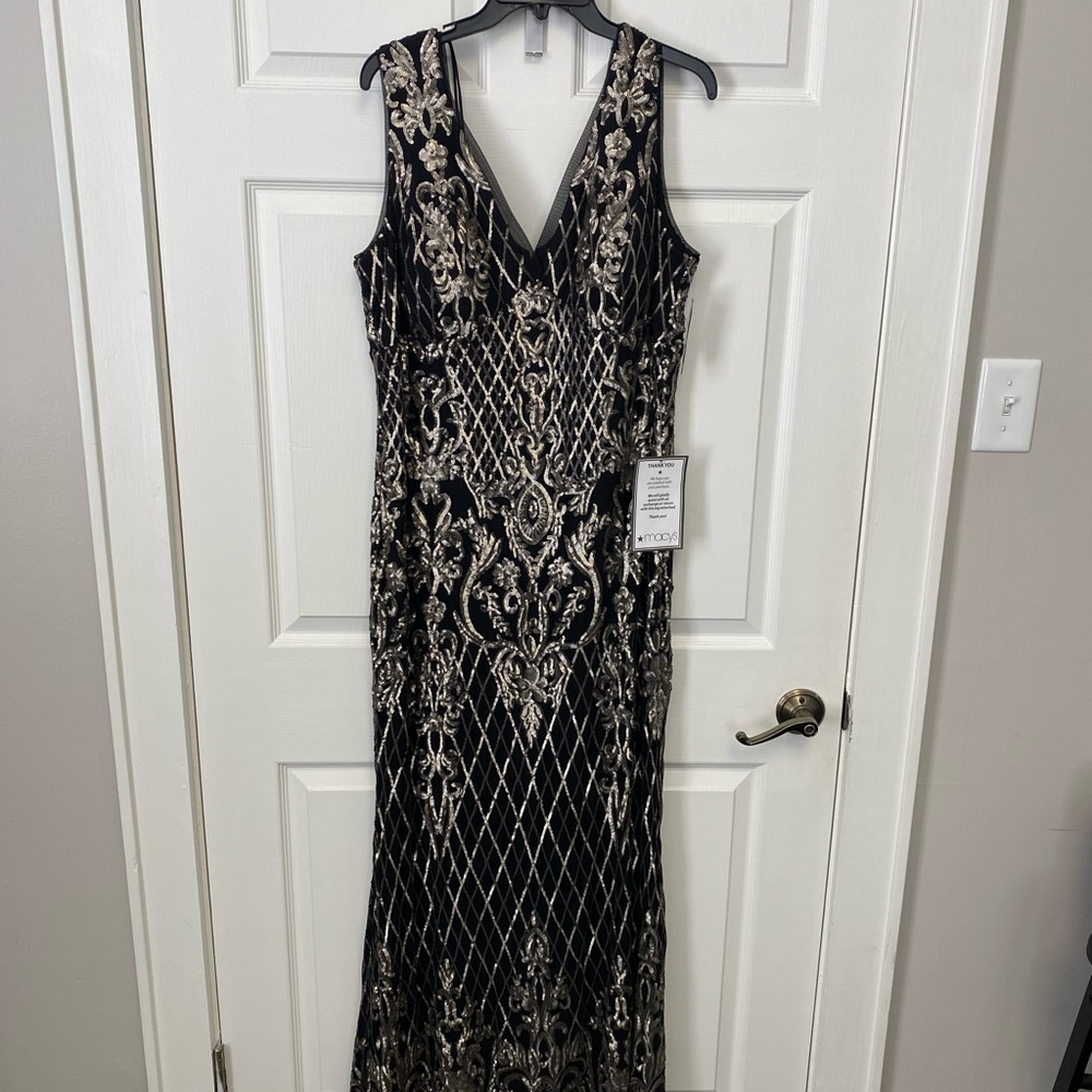 Gold Sequin Black Evening Gown - Picture 5 of 13